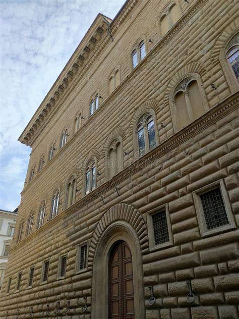 Fachada fotocatalítica del Palazzo Italia