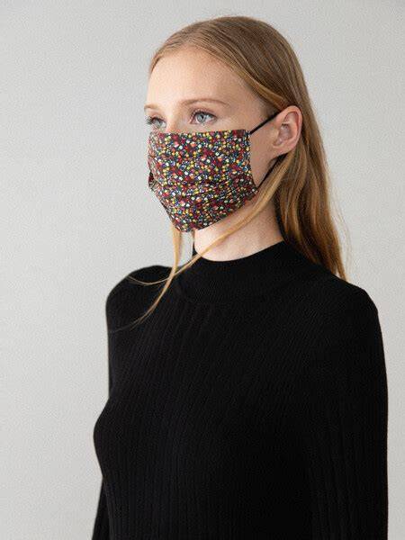 Mascarillas reutilizables estampadas de Lefties