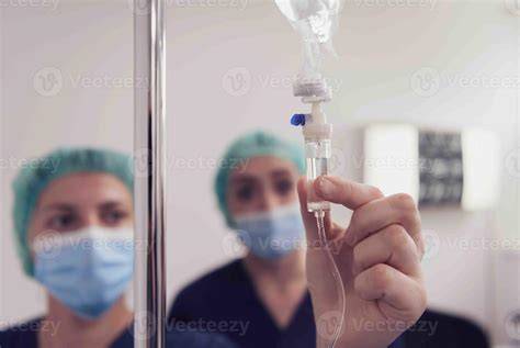 Infusión intravenosa de suero ozonizado