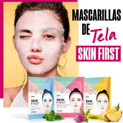 Mascarilla de tela facial antes del maquillaje