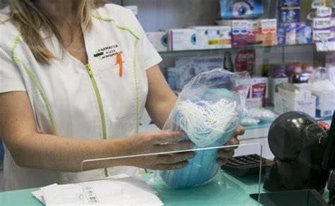 mascarilla en hospitales farmacias y transporte