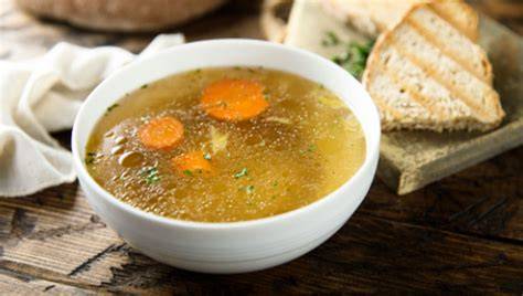 Caldo de verduras depurativo casero
