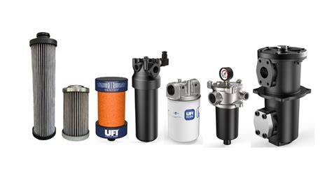 filtro de presión industrial en sistema hidráulico