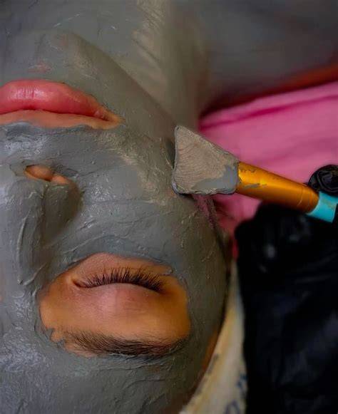 Aplicación de mascarilla de polímero facial