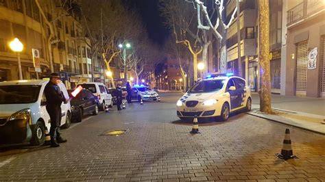 Control policial durante confinamiento en Igualada