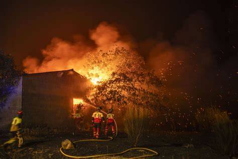 Humo de incendios en Ourense