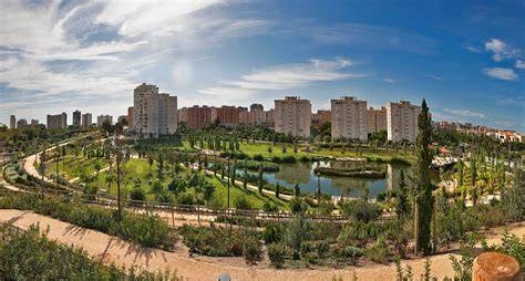Playa de San Juan y Parque La Marjal