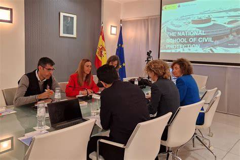 Reunión sobre gestión de centros cívicos