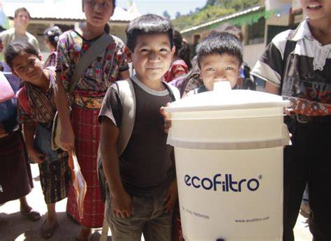 Ecofiltro en escuela rural de Guatemala