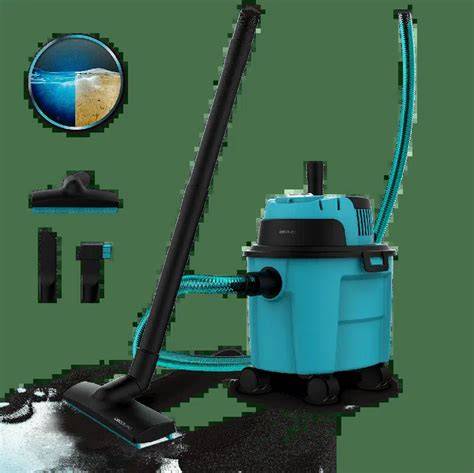 Cecotec Wet Dry aspirando sólidos y líquidos