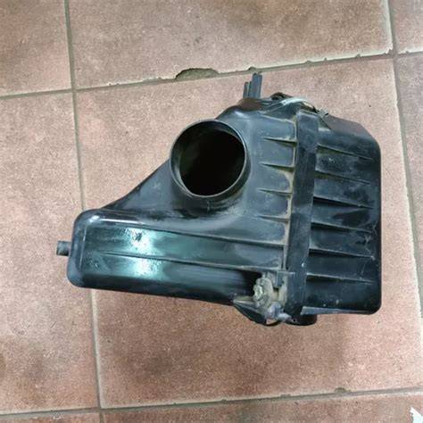 Ubicación caja filtro aire Suzuki Vitara