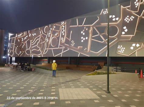 Mural fotocatalítico en Ciudad de México
