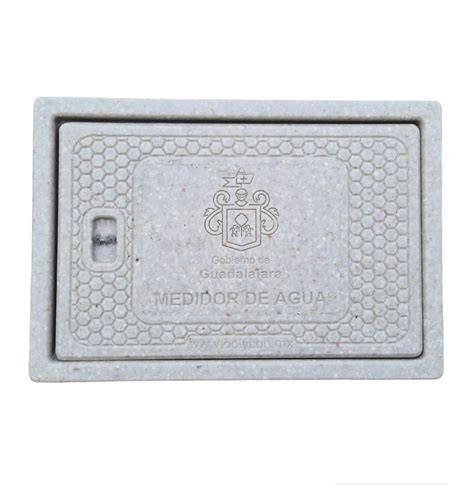 Desmontaje de tapa de medidor de agua