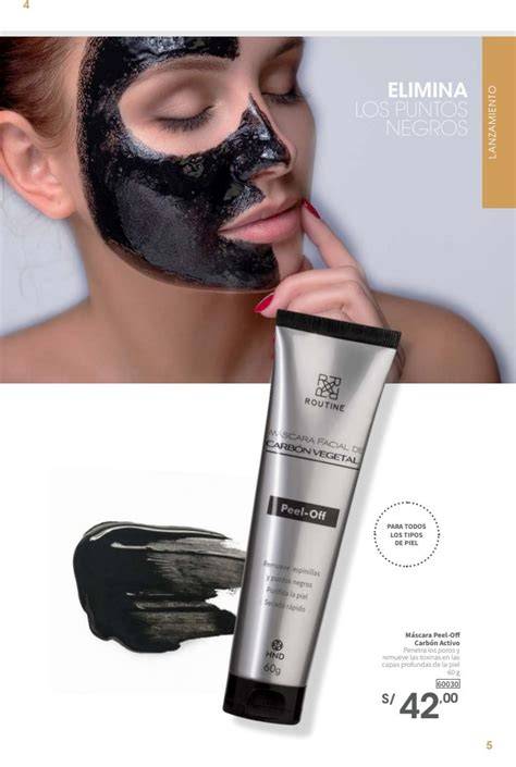 Mascarilla de carbón L’Oréal sobre rostro