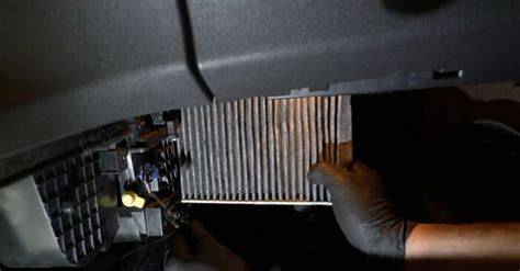 Filtro de habitáculo instalado en Ford Transit