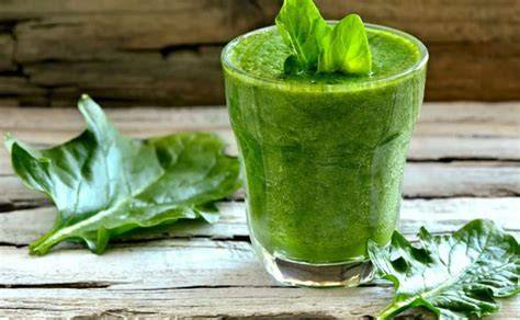 Batido verde de fresa espinaca pepino