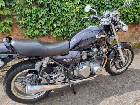 Filtro K&N instalado en Kawasaki Zephyr 750